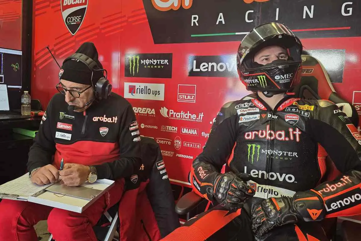 nicolo bulega ducati superbike test