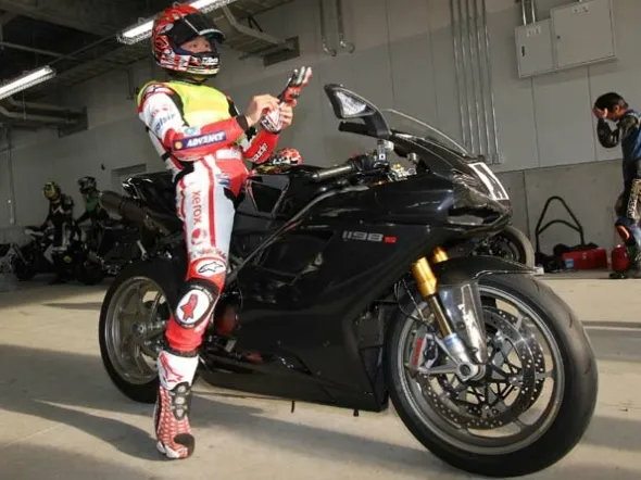 noriyuki haga 1198s suzuka