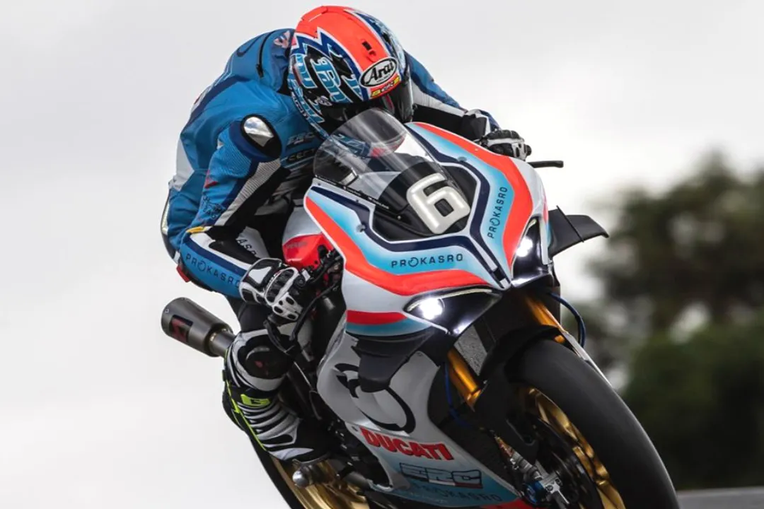 ondrej jezek test portimao team erc endurance ducati