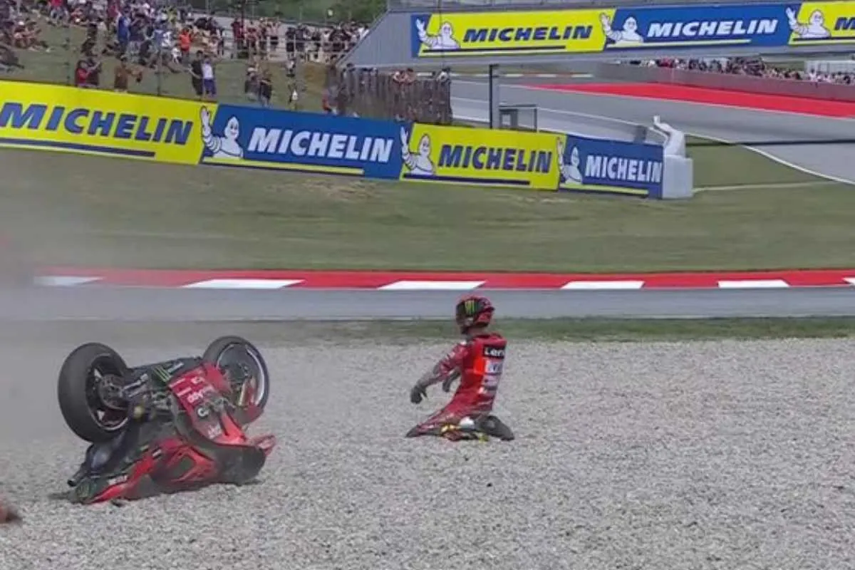 pecco bagnaia caduta