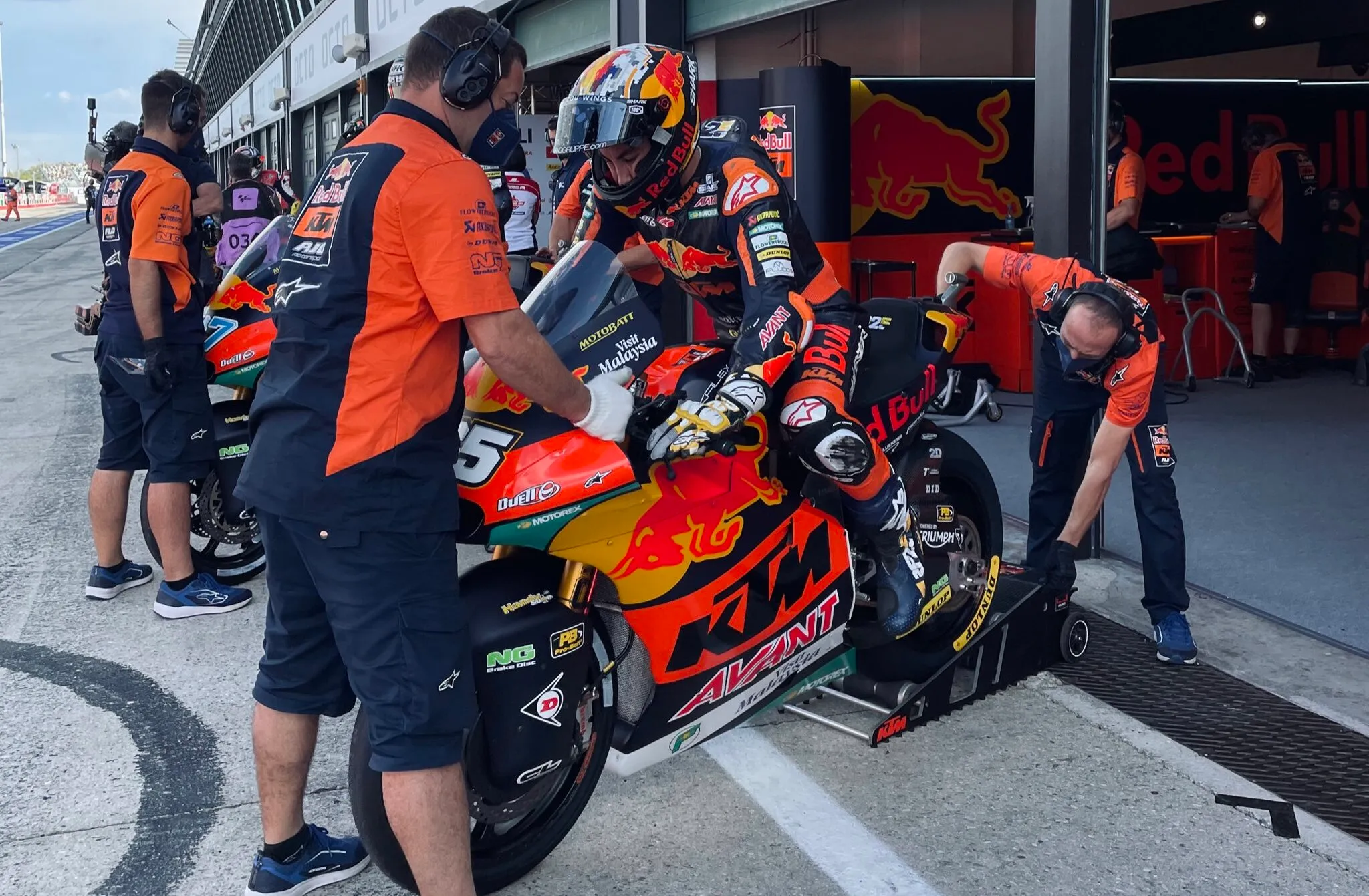 raul fernandez moto2