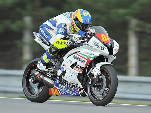 riccardo russo brno pole superstock 600 2012