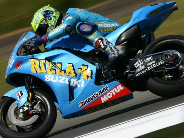 rizla sponsor suzuki1