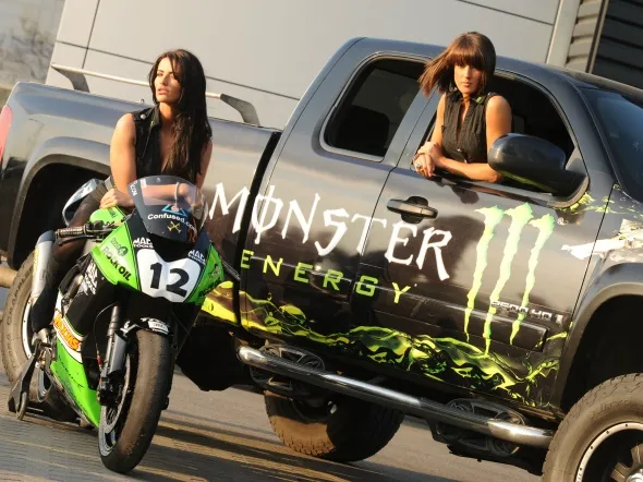 road tt monster energy 2010