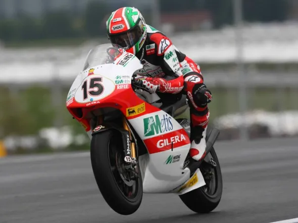 roberto locatelli lemans 250cc gilera 2009