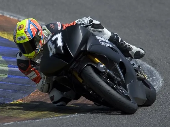 roberto rolfo laglisse ym2 moto2