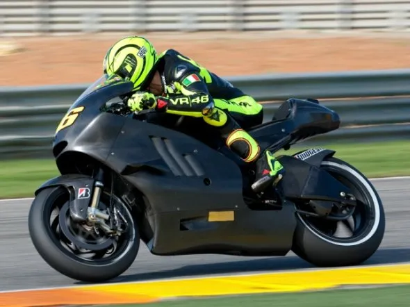 rossi test ducati 1 gp11