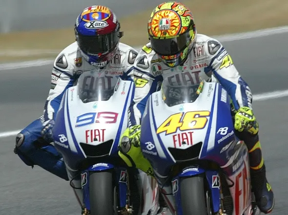 rossi vs lorenzo barcellona 2009
