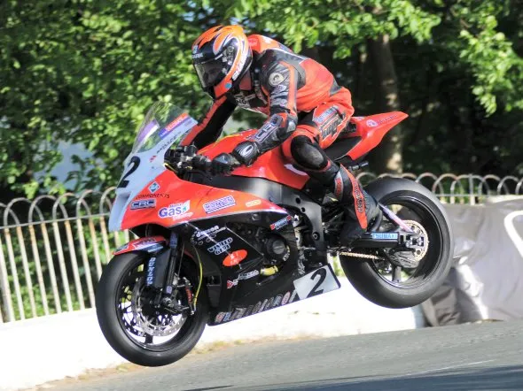 ryan farquhar ballaugh bridge 2012