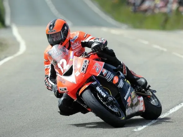 ryan farquhar tt supersport 2010