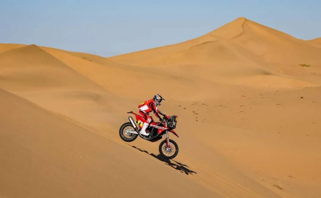 sanders dakar 2022 e1641048321657