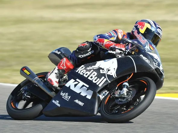 sandro cortese ktm m32 test valencia moto3