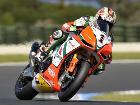 sbk maxbiaggi pisland 2011