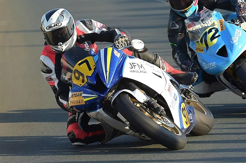 seamus elliott southern 100 2015