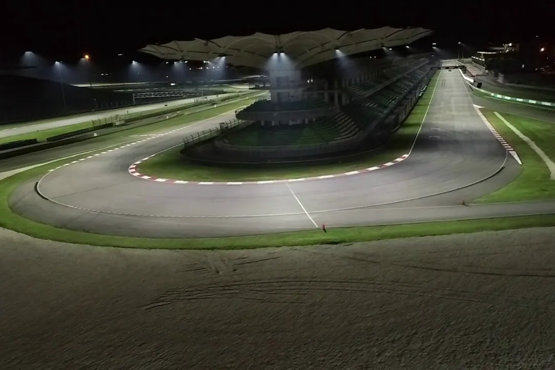 sepang circuit night