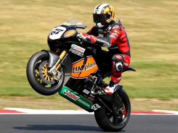 shane byrne race2 bhatchgp 2011