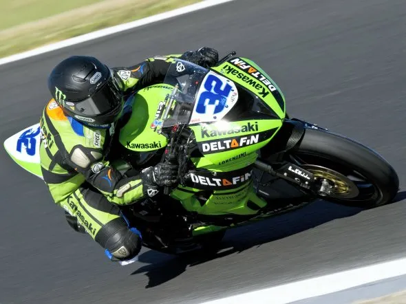 sheridan morais phillip island 2012