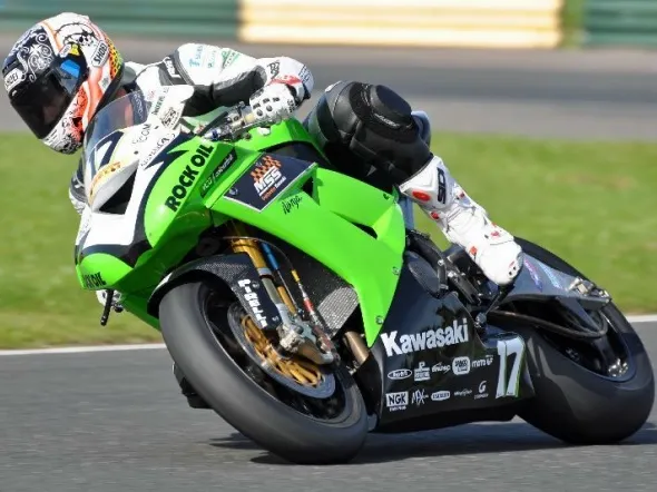 simon andrews mss colchester 17 kawasaki