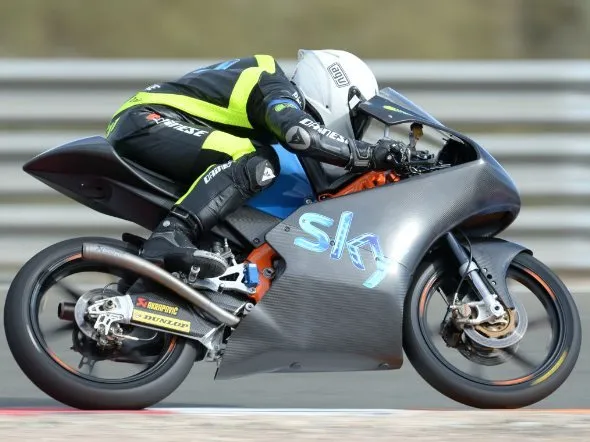 sky team vr46 test almeria 2013 1