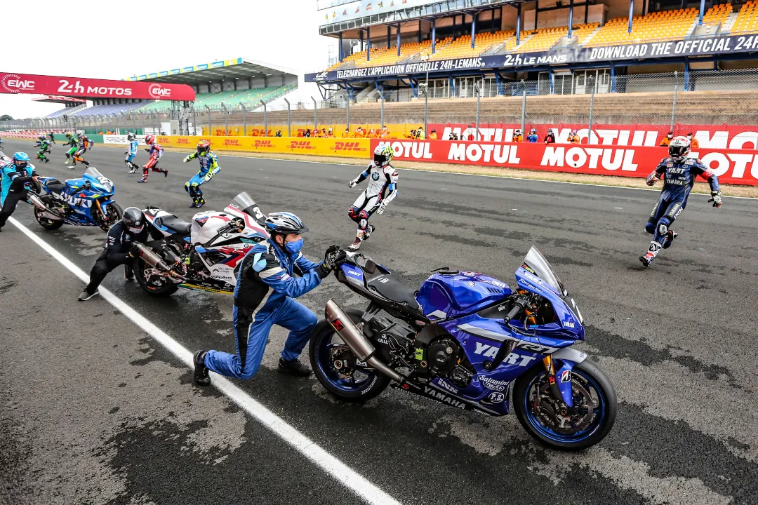 start lemans motos 2020