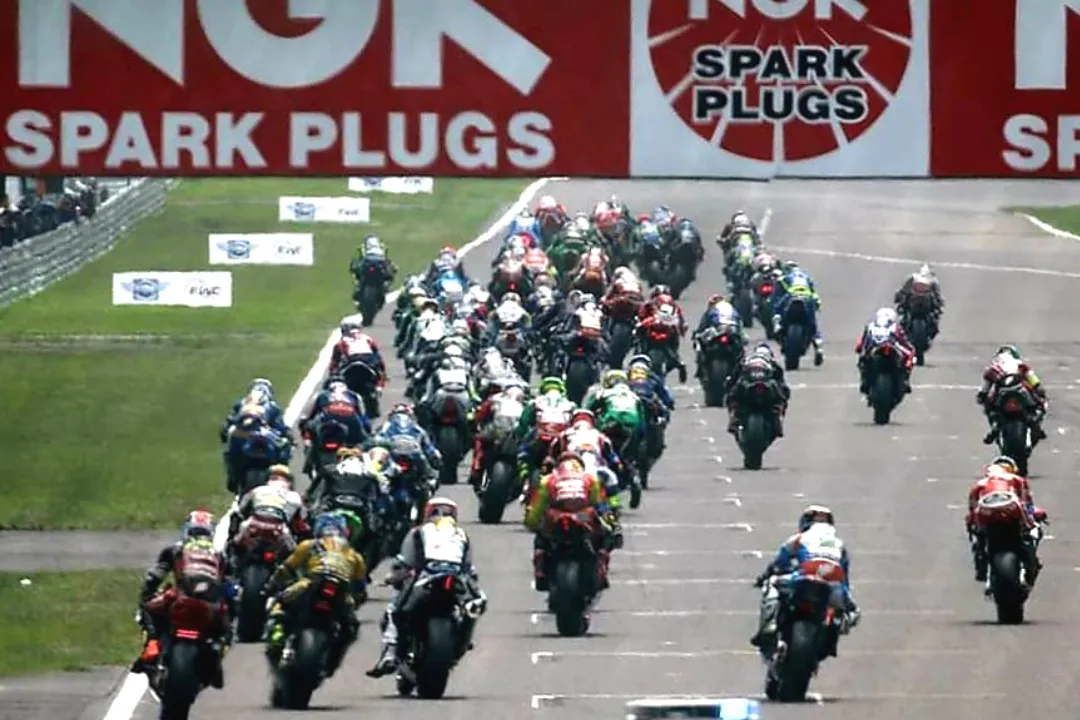 start suzuka 8 hours 2019 back