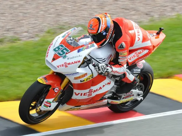 stefan bradl kalex sachsenring 2011 1