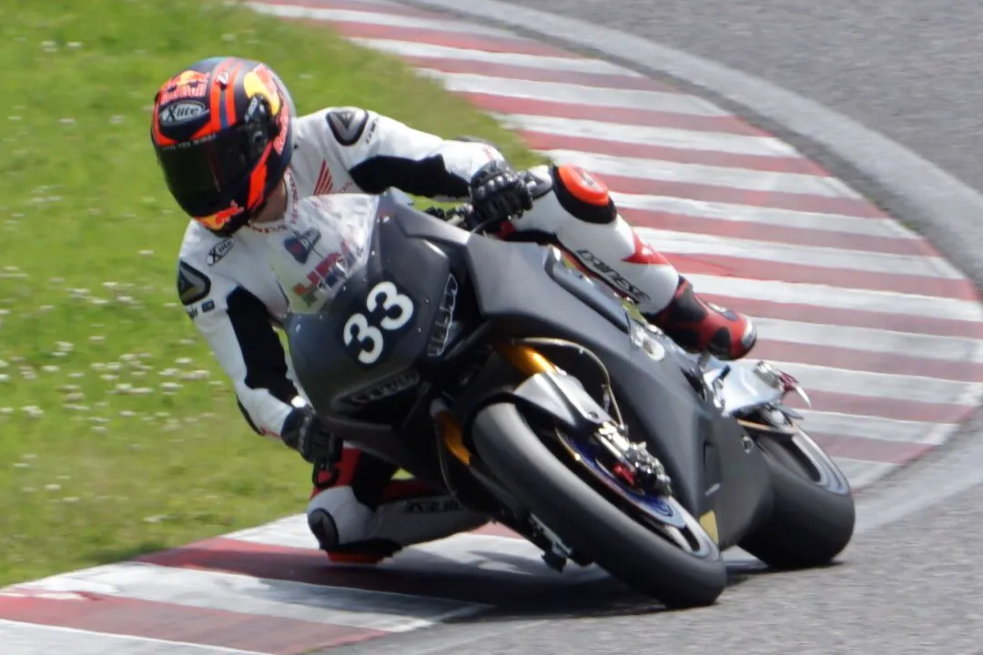 stefan bradl suzuka 8 hours 2019 test hrc