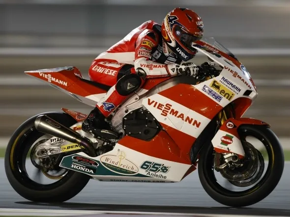 stefan bradl warmup losail moto2