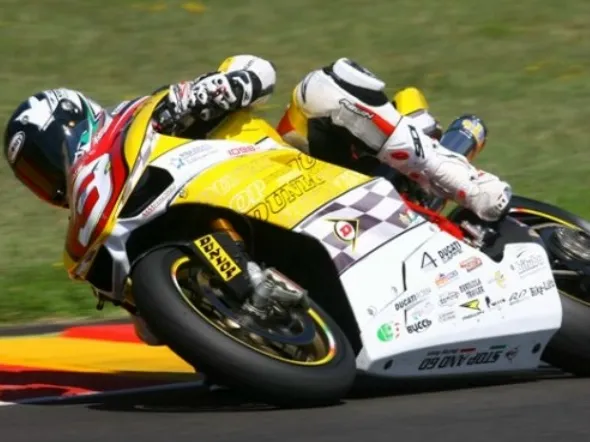 stefano cruciani civ superstock 1000 mugello