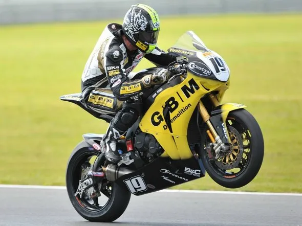 steve brogan post snetterton300 bsb 2011