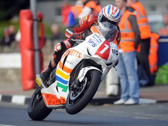 steve plater tt superstock 2009