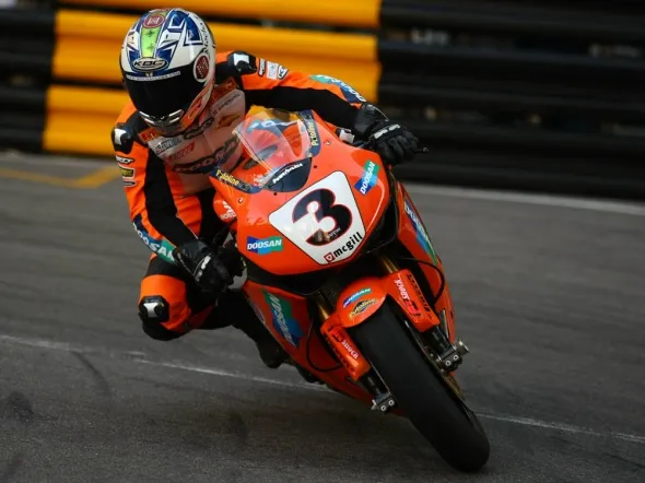 stuart easton macau gp 2008