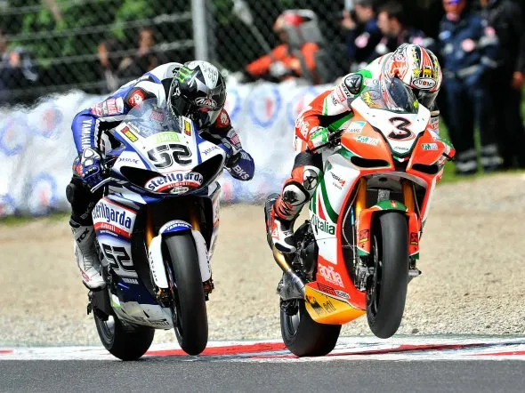 superbike battle monza 2010 biaggi jt52