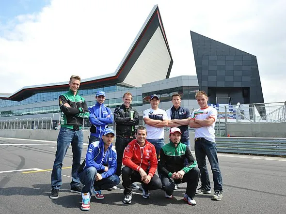 superbike giovedi silverstone 2011 1