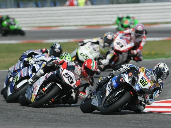 superbike guintoli scassa misano
