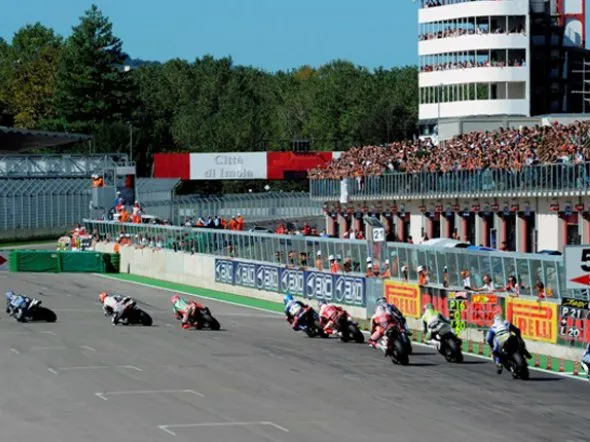 superbike imola guida 2011 1