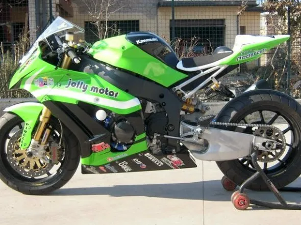 superbike kawasaki team pedercini 2