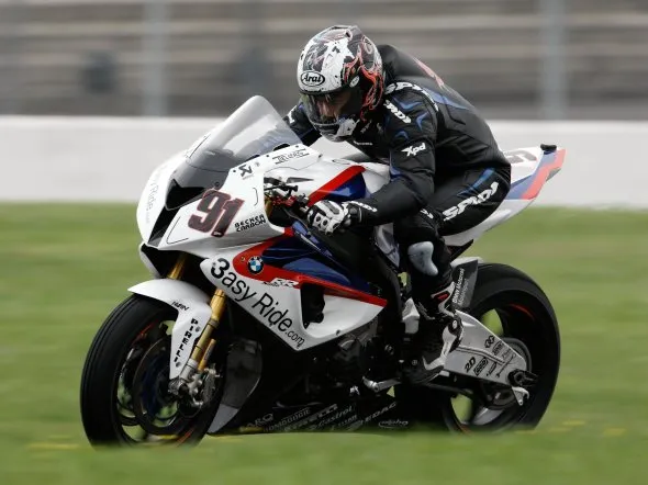 superbike magnycours test day1 1