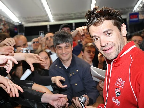 superbike paddock show monza 2011 2