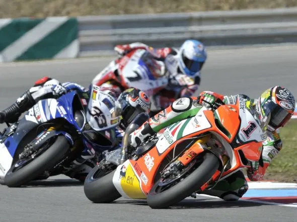 superbike preview silverstone 2011 1