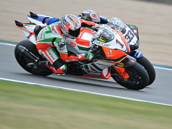 superbike review donington 3