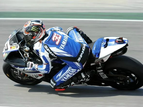 superbike test misano 2011 day1 1