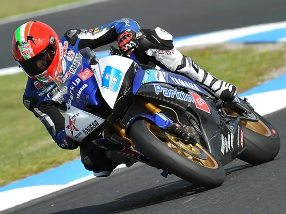 supersport luca scassa parkingo yamaha australia