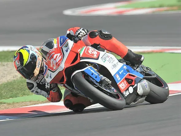 superstock 1000 ducati 1199 imola 2