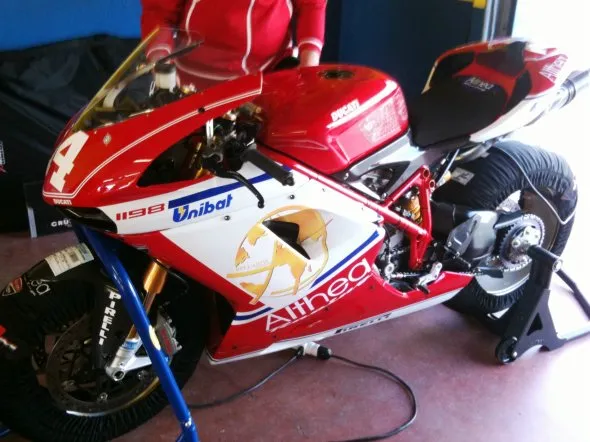 superstock 1000 ducati althea vallelunga