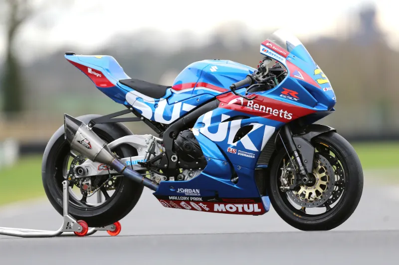 suzuki gsxr1000 michaeldunlop bennetts suzuki