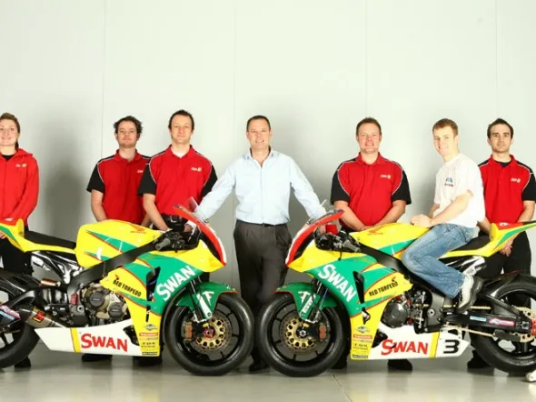 swan honda 2010 team photosession