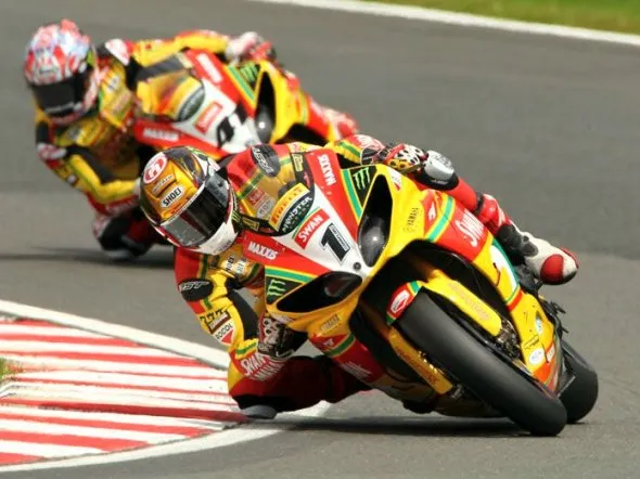 swan yamaha oulton park 2012