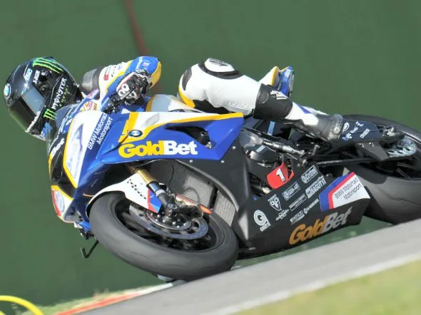 sylvain barrier bmw hp4 imola stk1000