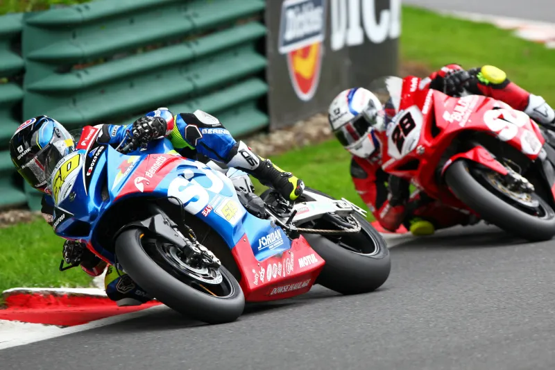sylvain guintoli bradley ray bsb cadwellpark